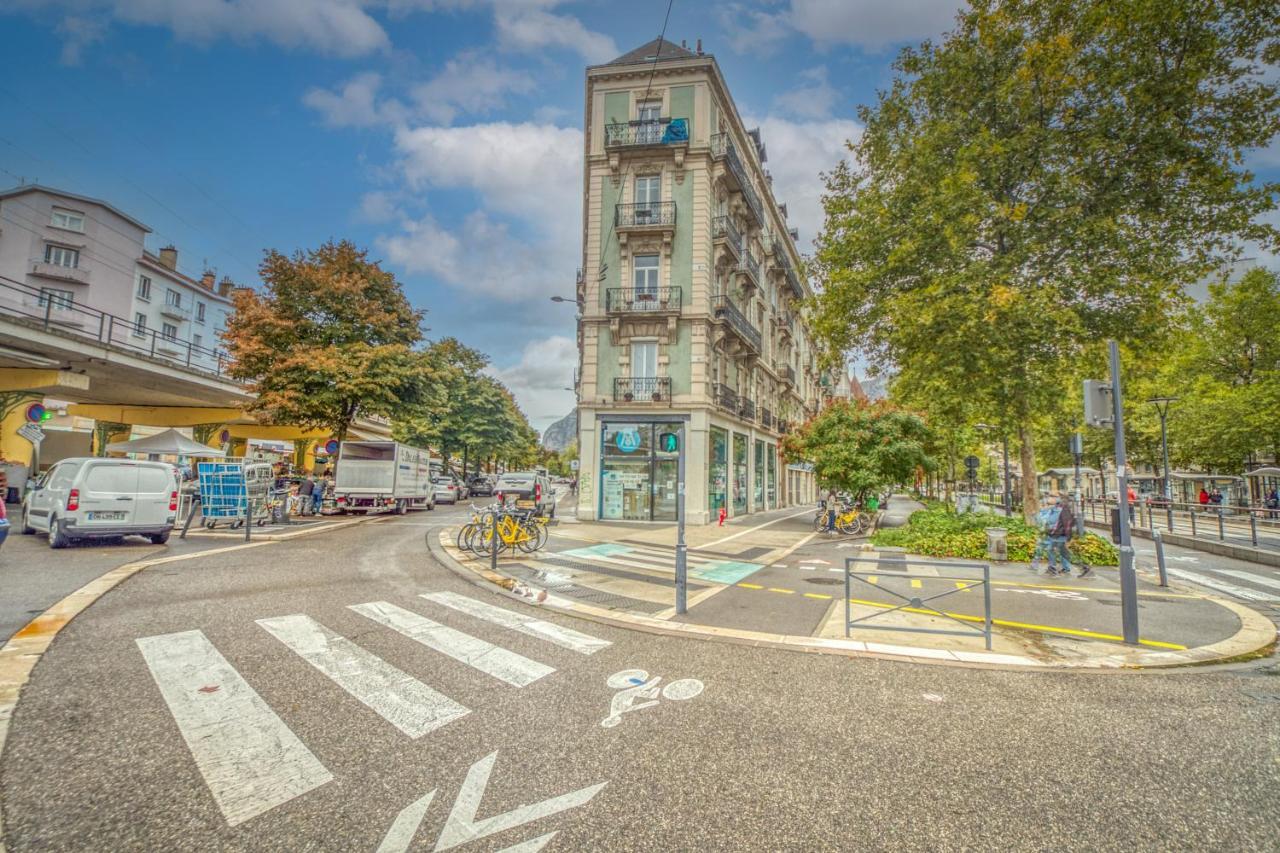 Le Petit Jaures - Gare / Tram Apartman Grenoble Kültér fotó